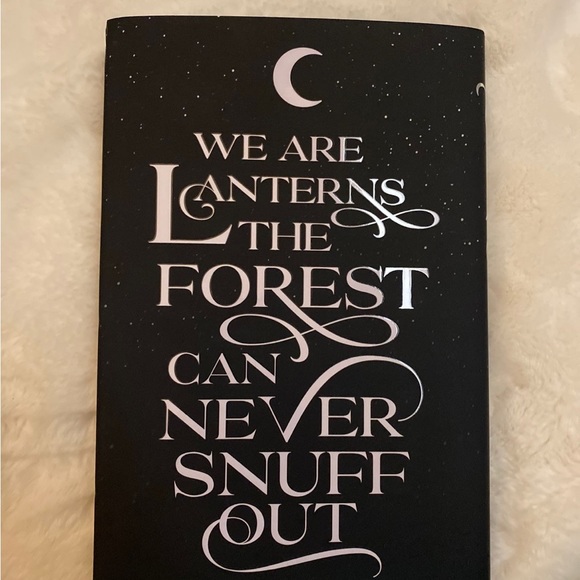 Owl Crate November Book Box - Picture 3 of 11